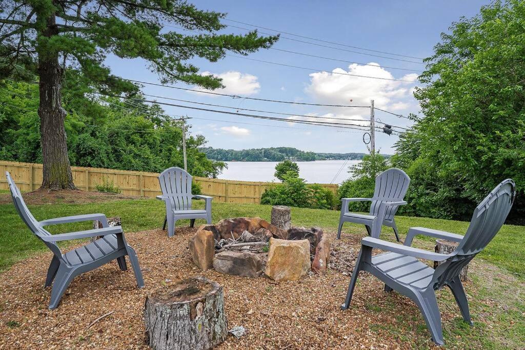 Lake Home, Dock, Fire Pit, Hot Tub, Game Room, Etc Winchester Exteriér fotografie